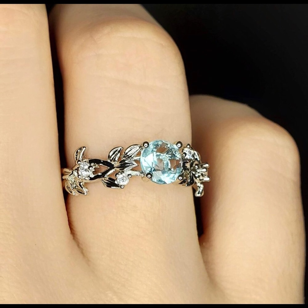 Aquamarine floral ring
